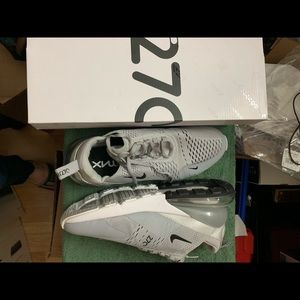 Nike air 270